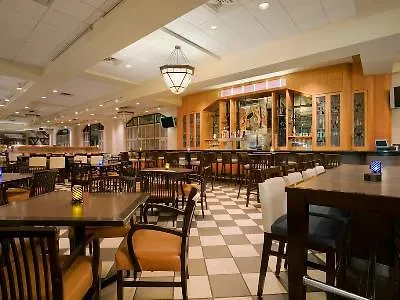 Courtyard By Marriott Pittsburgh University Center 4*,