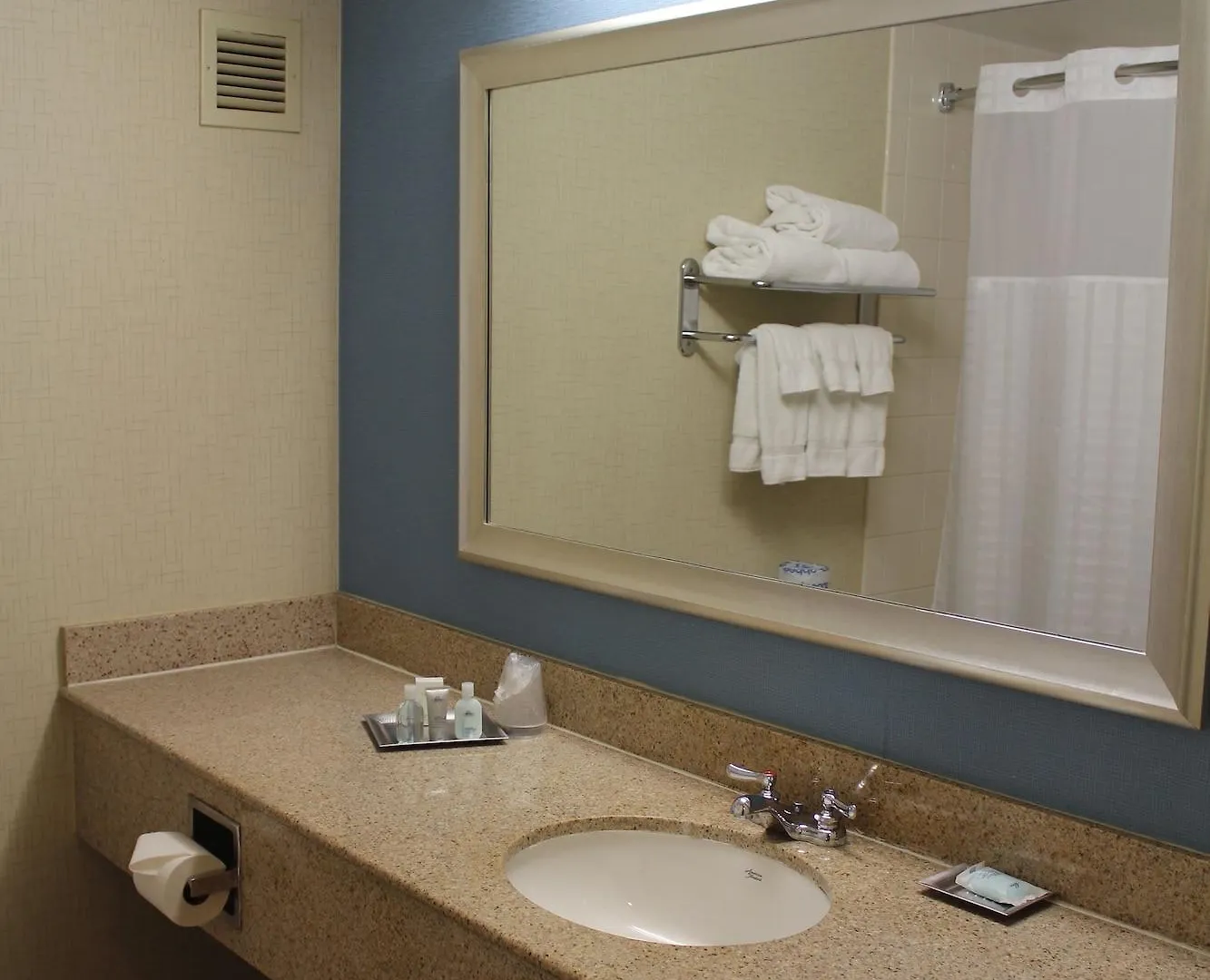 Courtyard By Marriott Pittsburgh University Center