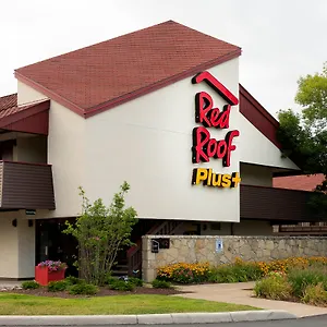 3* Hotel Red Roof Plus+ South - Airport